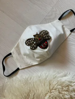 Бяла маска за лице “Butterfly”